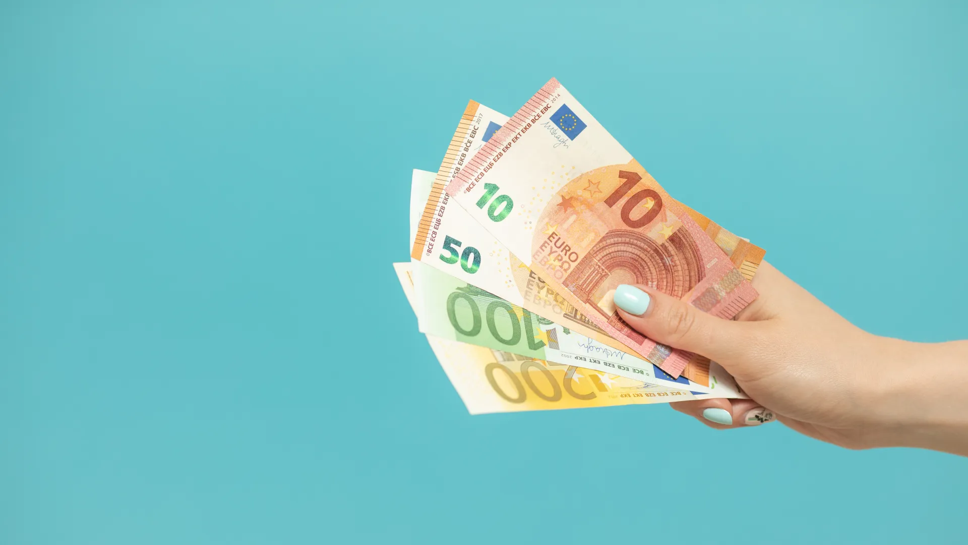 Hand mit Geld